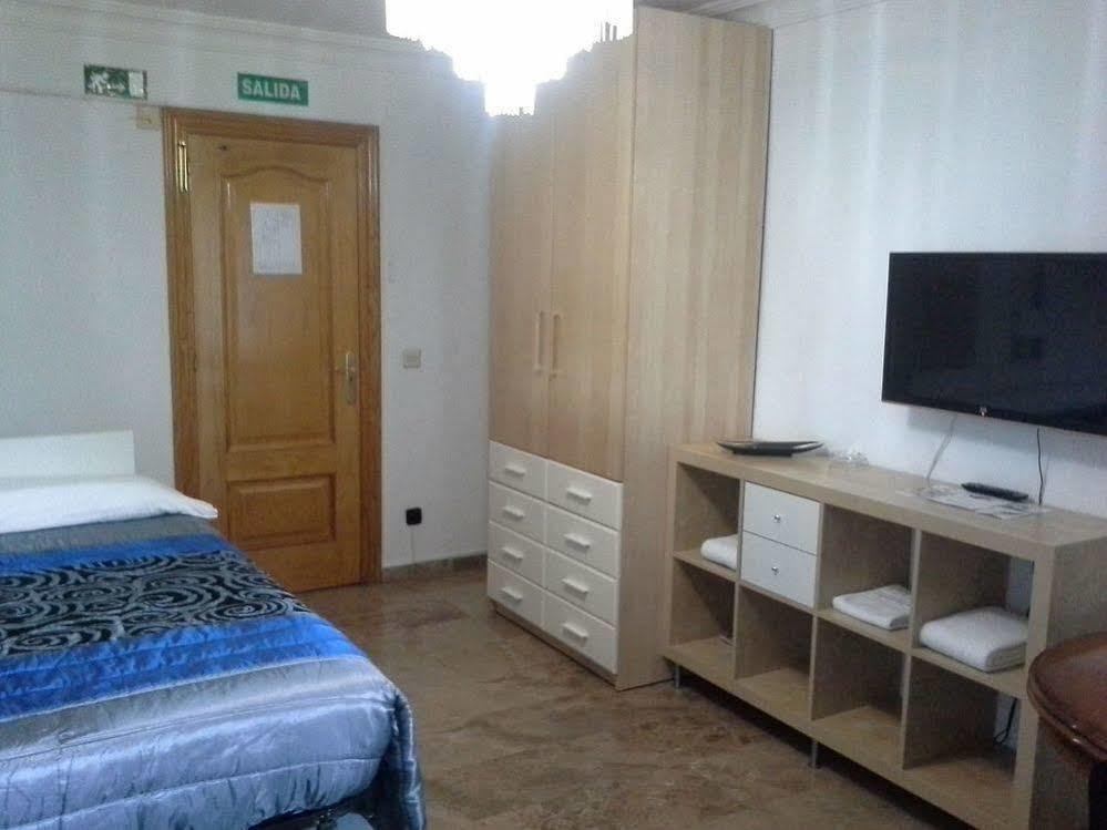Iberos Jaen Panzió Kültér fotó