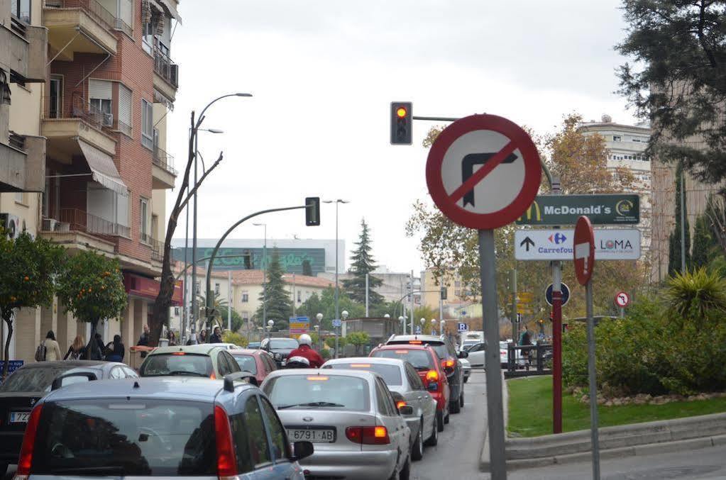Iberos Jaen Panzió Kültér fotó