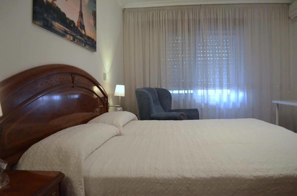 Iberos Jaen Panzió Kültér fotó